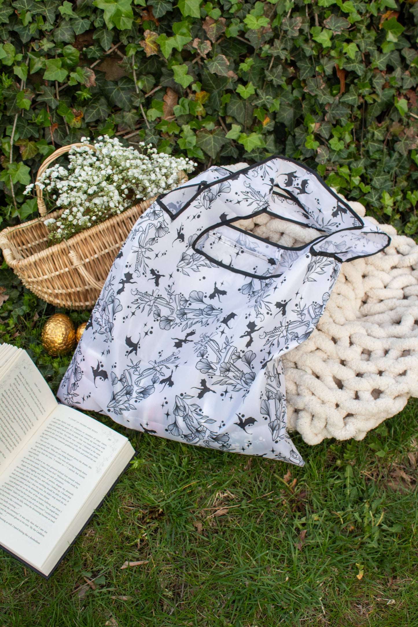 Ivory Swords | Reusable Foldable Bag