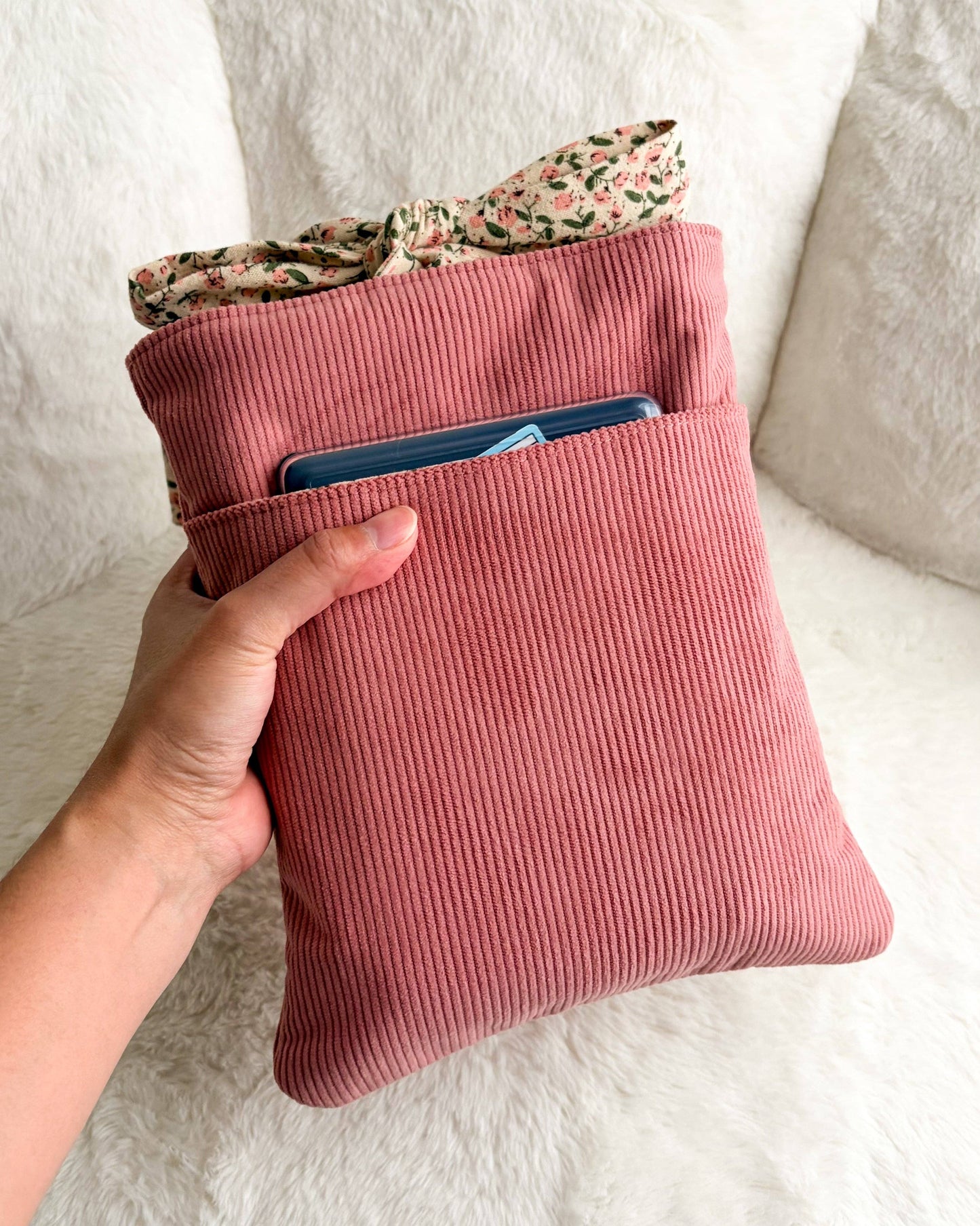 Girl Read Your Book Book Sleeve w/ Bow
