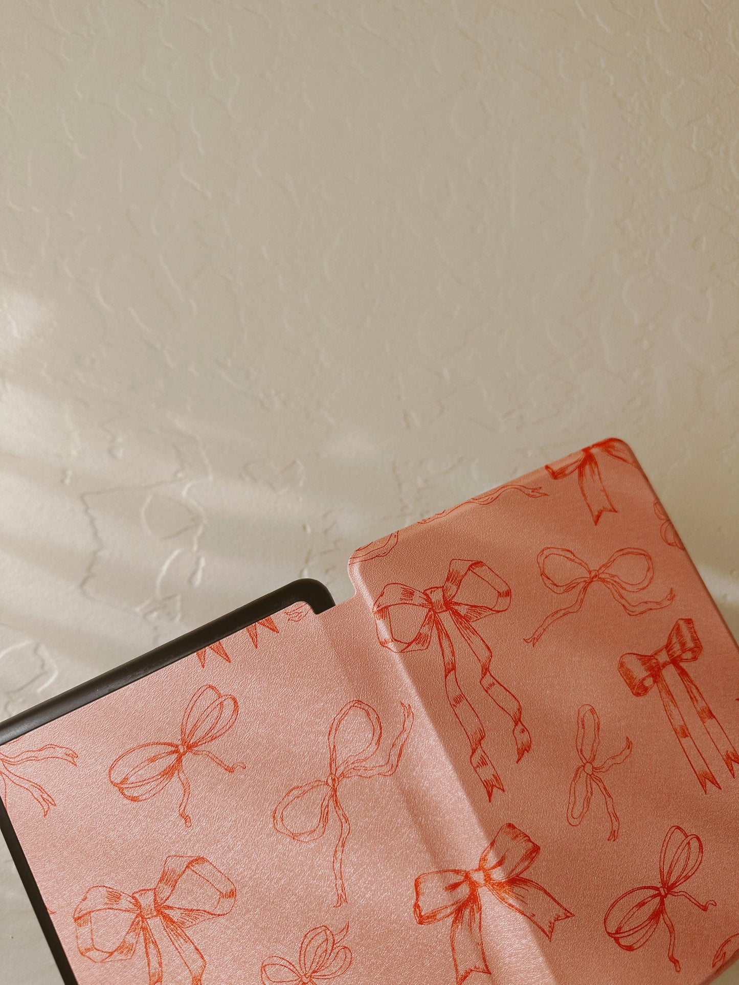 Evangeline Bows Kindle Case