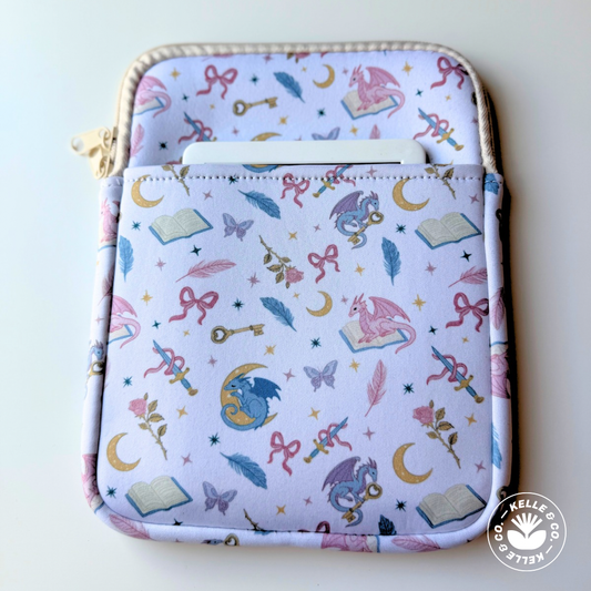 Fantasy Girlie Book/Kindle Sleeve
