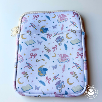 Fantasy Girlie Book/Kindle Sleeve