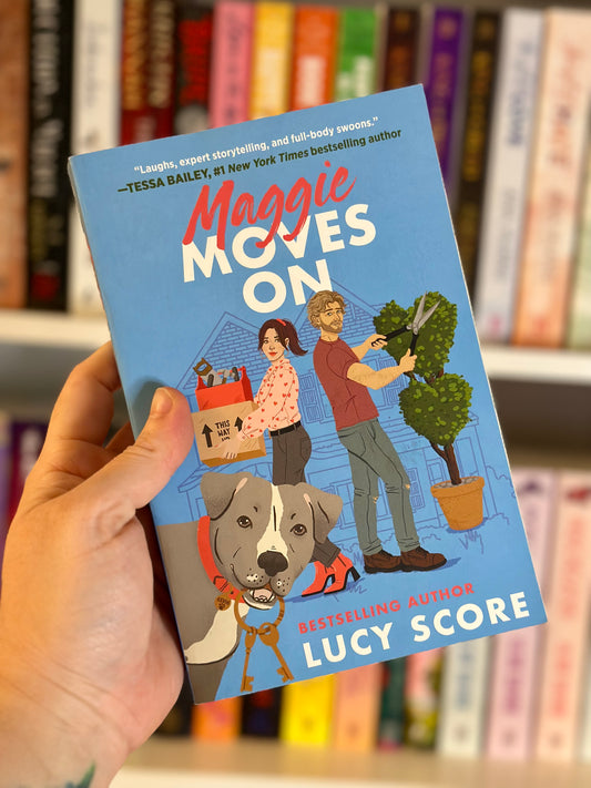 Maggie Moves On by Lucy Score